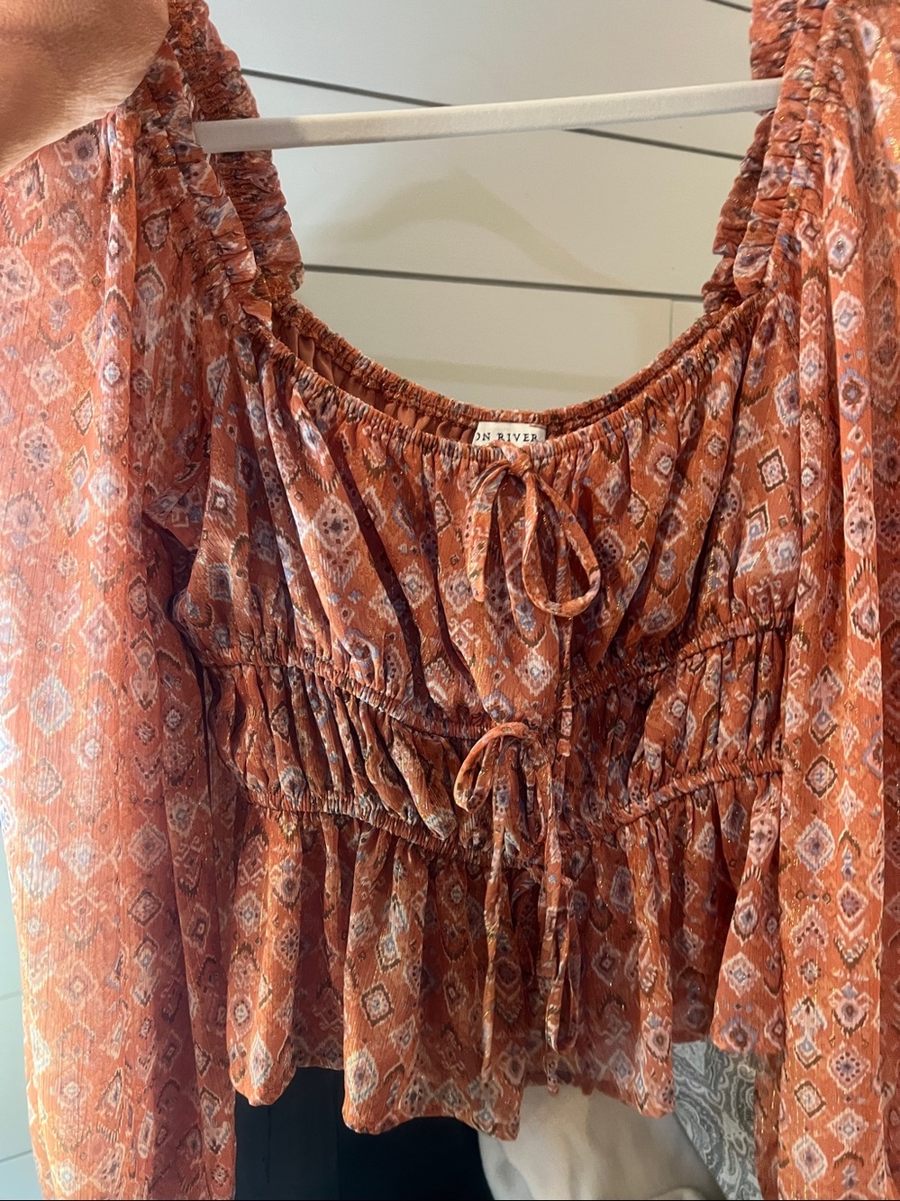 Moon River ladies Boho inspired Tie-Front Peasant Top - Rust Print size medium